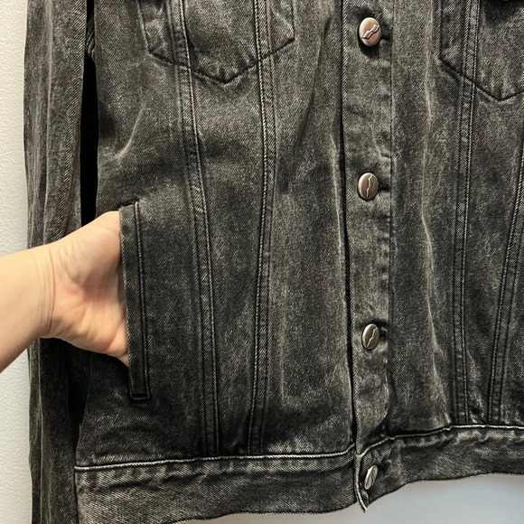 We11done Logo Patch Denim Jacket - Picture 7 of 11